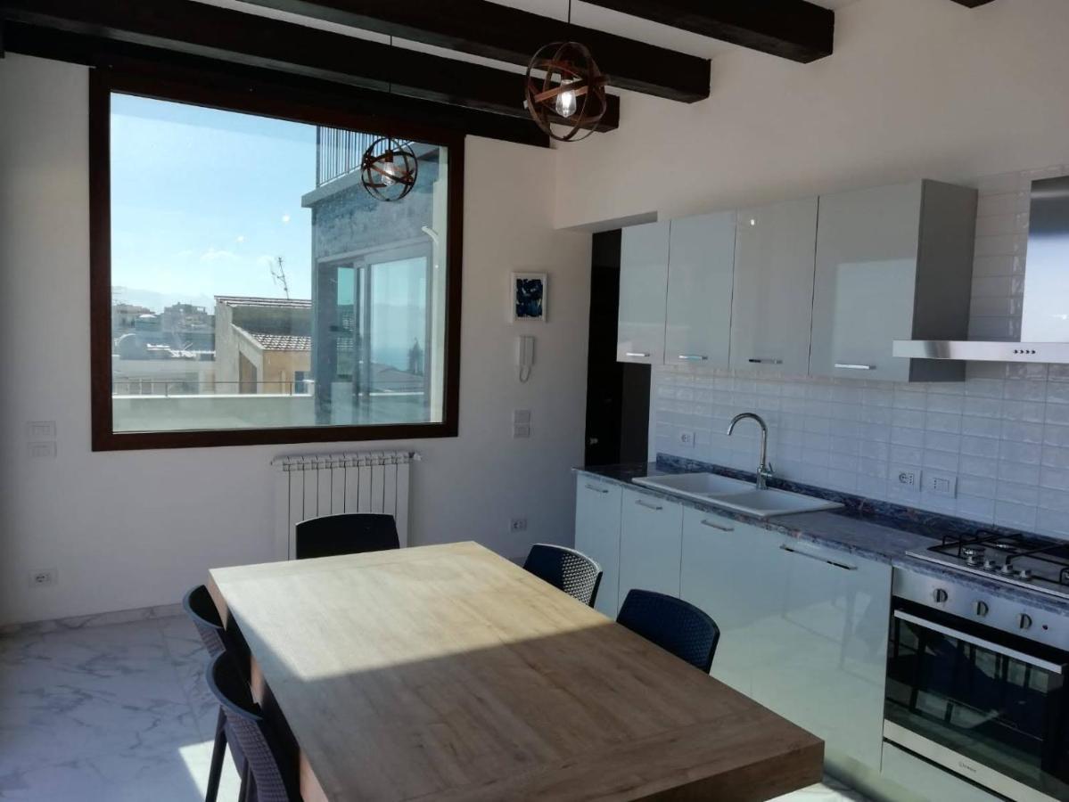 Palazzo Del Golfo Apartment Castellammare del Golfo Bagian luar foto