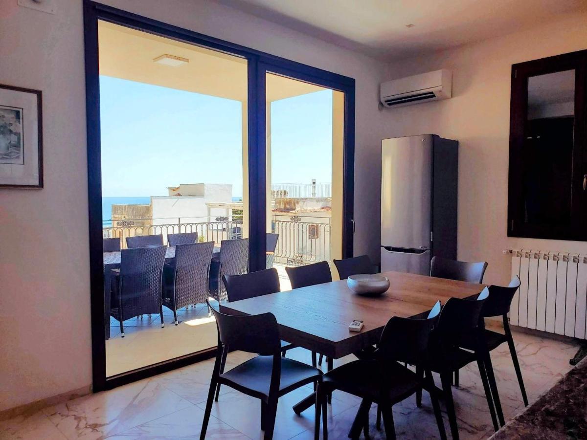 Palazzo Del Golfo Apartment Castellammare del Golfo Bagian luar foto