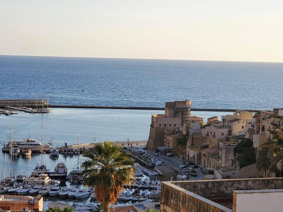 Palazzo Del Golfo Apartment Castellammare del Golfo Bagian luar foto